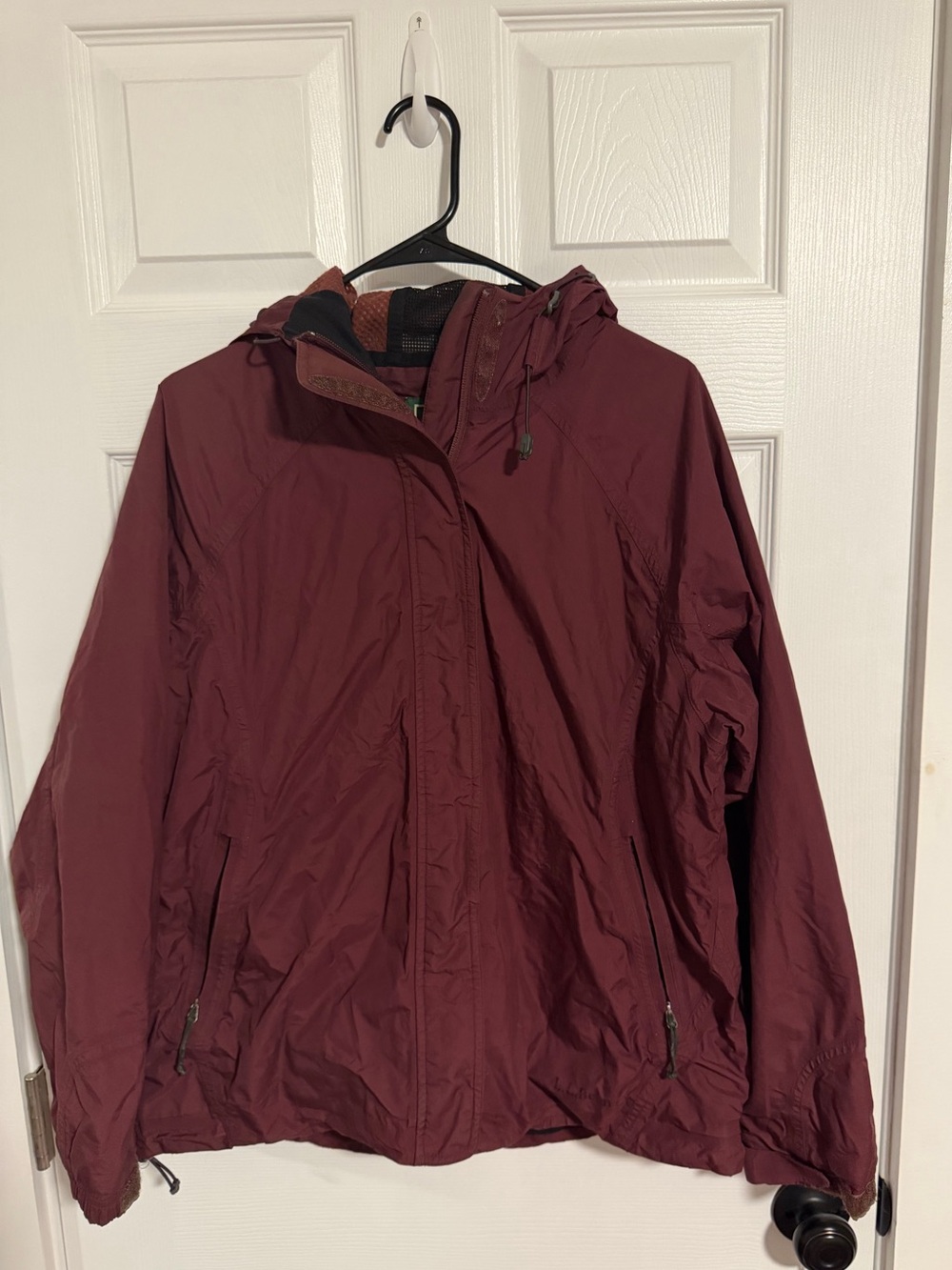 Vintage L.L.Bean Women’s Large Burgundy Nylon Hooded Jacket Gorpcore Outdoor